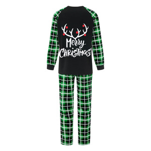 Conjuntos de Pijamas de Natal para Família 2026: Pijamas Fofos com Estampa Xadrez e Alfabeto de Natal para Varejistas Online - Product Image 4