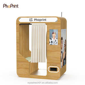 Location de photomaton en bois vintage à écran tactile de 18.5 pouces pour centre commercial - Product Image 2