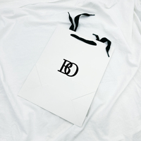 Sac en papier personnalisé avec logo imprimé, écologique, biodégradable, de luxe, pour vêtements, shopping, cadeaux, avec poignée en ruban