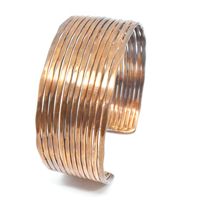 Brass Fashion Jewelry <b>Bangle</b> Cuff Bracelet Handmade Cutout Metal Bracelet in Round Shape Gold top search brass festival Cuff - Product Image 1