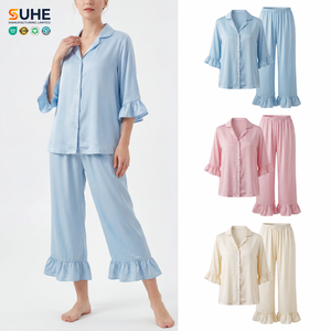 ชุดนอนผู้หญิง SUHE ผ้าวิสโคส 100% ทอเนื้อนุ่ม ใส่สบาย แขนระบาย แขนยาว คอวี ปิดด้วยเชือกผูก สีพื้น เหมาะสำหรับฤดูร้อน - Product Image 1