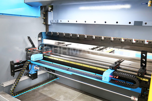 เครื่องพับขึ้นรูป CNC รุ่น Advanced 135T ขนาด 3200 มม. พร้อมระบบ DA66T 6+1 แกน สำหรับการผลิตท่อ HVAC และระบบระบายอากาศอัจฉริยะ - Product Image 2