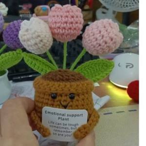 Ramo <span class=keywords><strong>de</strong></span> Tulipanes <span class=keywords><strong>de</strong></span> Crochet, Maceta <span class=keywords><strong>de</strong></span> Flores Tejida, Planta en Maceta <span class=keywords><strong>de</strong></span> Flores <span class=keywords><strong>de</strong></span> Punto, Decoración Floral Artificial, Tulipán en Maceta Tejido a Mano, Venta al por Mayor - Product Image 3