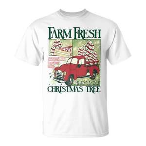 Camiseta con diseño de pastel listo para comer con temática de árbol de Navidad fresco de la granja - Product Image 1