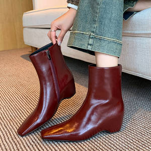 Botines Cortos de Diseño de Moda Cialisa para Mujer, Otoño Invierno 2025, Nuevos, Punta Cuadrada, Vestir a Diario, Tacón Medio de 5 cm, Botines Negros para Mujer - Product Image 1