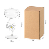 Décoration de table romantique en verre courbé de luxe léger avec poignée en forme de fleur pour table à manger