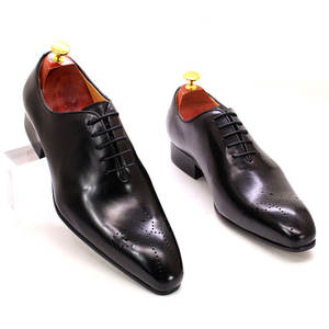 Zapatos Oxford de Cuero Pintados a Mano Personalizados de Xinzirain <span class=keywords><strong>para</strong></span> Hombre, con Punta en Pico y Degradado, <span class=keywords><strong>para</strong></span> Eventos Formales y Bodas - Product Image 3