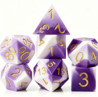 Ensemble de dés polyédriques en résine faits à la main à bords vifs pour les jeux de table DND