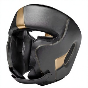 Casque de boxe noir et or en cuir PU avec fermeture à boucle réglable, visière transparente de protection, 7 aérations, unisexe adulte - Product Image 1