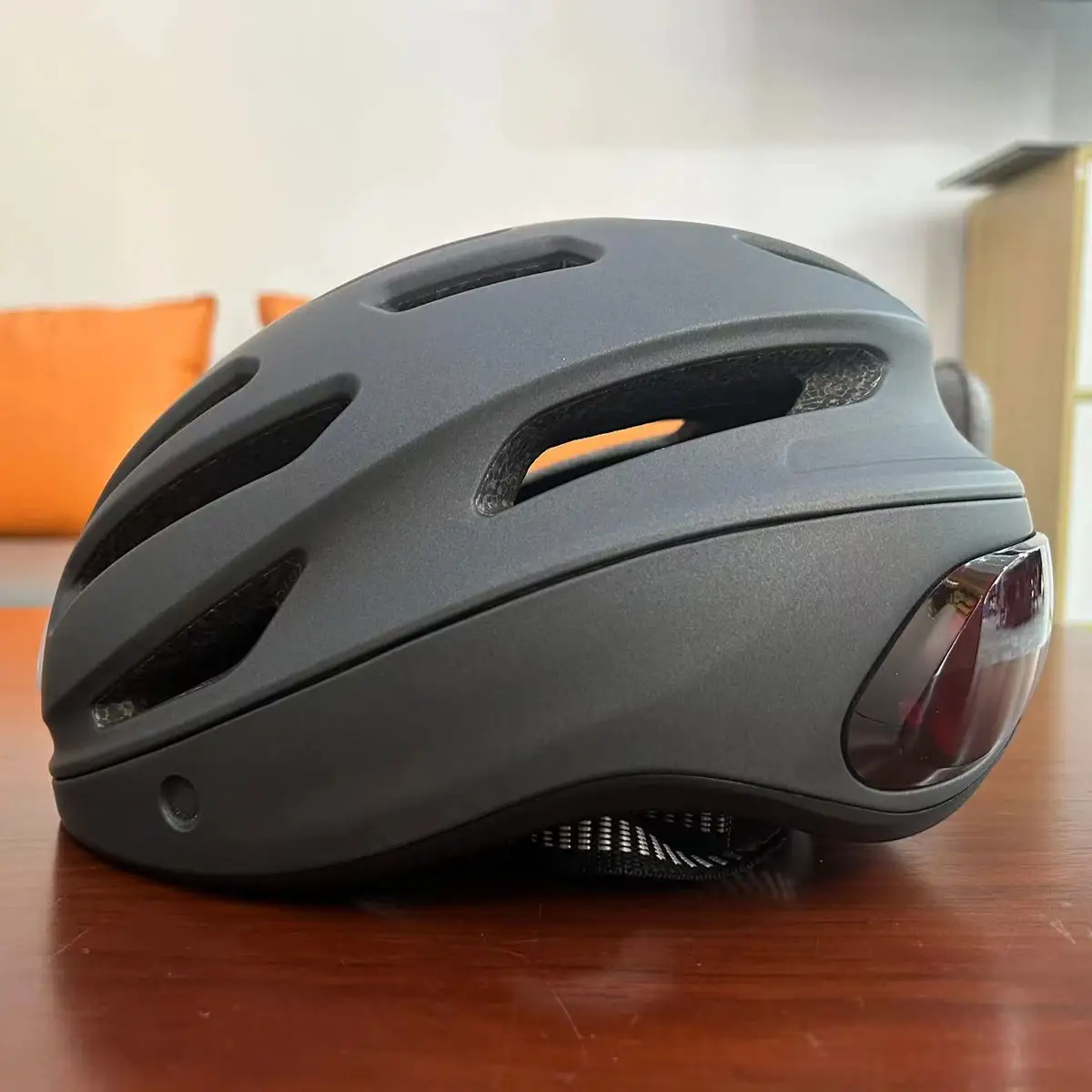 Fique conectado e seguro com capacete de bicicleta inteligente-capacete de bicicleta com Bluetooth e câmera para uma experiência de equitação sem problemas