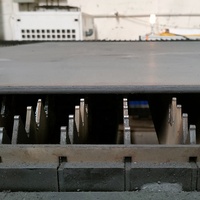 Table d'échange de découpeuse de laser fermée de couverture complète 12kw découpeuse de laser de fibre de découpeuse avec la plate-forme d'échange