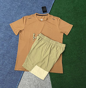 Conjunto Deportivo de 2 Piezas para Hombre, Ligero, Transpirable, de Secado Rápido, Cintura Elástica, Camiseta de Manga Corta, Pantalones Cortos Sólidos, para Gimnasio, Running - Product Image 4