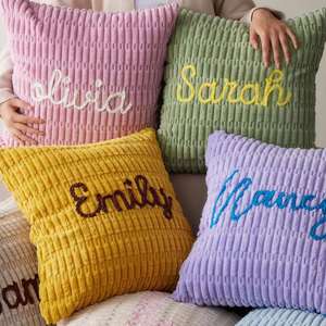 Housse de coussin en polyester tricoté chenille personnalisable avec nom, amovible et lavable, carrée, pour chambre d'enfant - Product Image 3