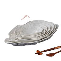 Oester-vormig porseleinen bord, onregelmatige serveerschaal, wit diep bord voor zeevruchten, snacks, hotel, dineren
