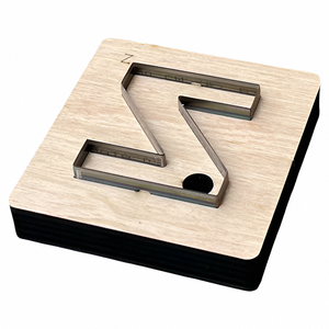 Vente directe usine <span class=keywords><strong>HL</strong></span> : Moule de découpe de carton de haute qualité, durable, pour carton épais, taille personnalisée, impression couleur, pour presse. - Product Image 3