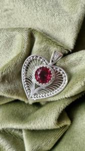 Colgante de corazón de turmalina rosa, regalo de joyería curativa de Plata de Ley 925 para ella - Product Image 2