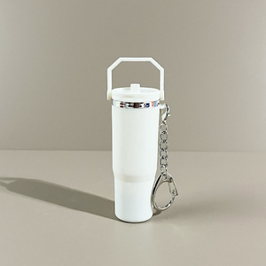 พวงกุญแจพลาสติก PVC ขนาดเล็ก พิมพ์ลายการ์ตูนน่ารัก สำหรับงานส่งเสริมการขาย สั่งทำได้จำนวนมาก พิมพ์ซิลค์สกรีน - Product Image 2