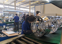 Velg Truk Aluminium Tempa 22,5 Inci Gaya Alcoa, Velg Alloy Ringan untuk Truk Komersial Tugas Berat