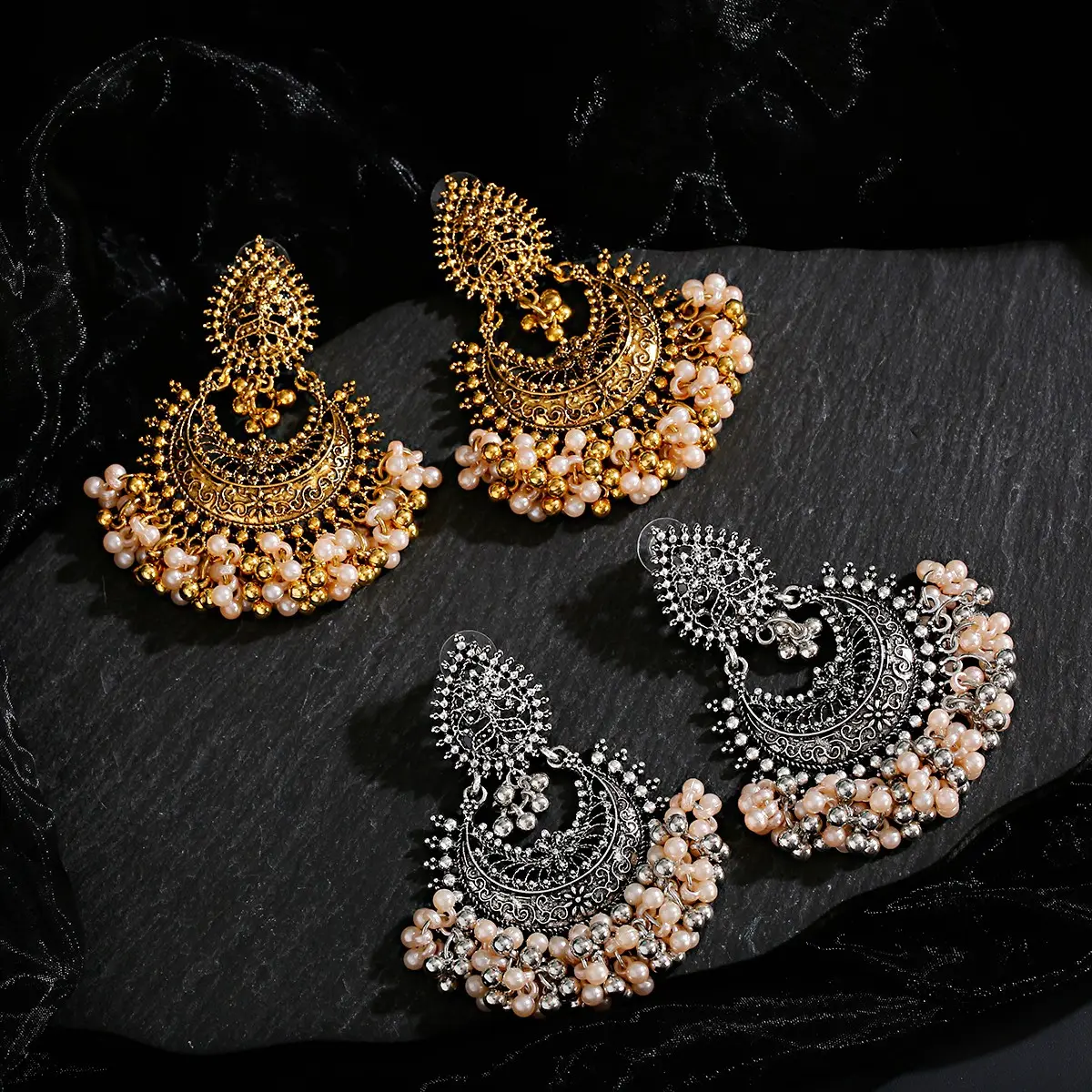थोक महिलाओं के लिए दिल के आकार मोती घंटी भारतीय गहने कान की बाली लड़कियों के फैशन विंटेज कान की बाली झूलने उपहार
