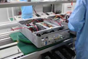 Controlador de Carga Híbrido Estándar de 6kW 230V 80A MPPT de Alta Eficiencia, Onda Sinusoidal Pura, Fuera de la Red, T.Y.L-EU6KW, Módulo WiFi, Monitoreo Remoto - Product Image 6