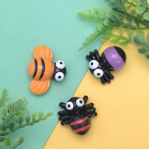 100 piezas divertida abeja <span class=keywords><strong>araña</strong></span> insecto resina artesanía figura en miniatura pequeña para bonsái micropaisaje decoración de jardín de hadas - Product Image 5