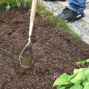 Fornecedor de ferramentas de jardim na China Enxada para jardinagem Enxada para jardim Enxada agrícola com cabo de madeira