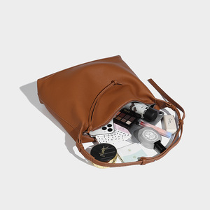 Bolso de Hombro Bellmont, Nuevo Bolso Tote de Gran Capacidad, Casual y Moderno, Bolso de Diseñador para Mujer, Venta al Por Mayor - Product Image 6