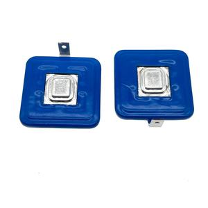 Varistore a Ossido Metallico Incapsulato in Resina Epossidica <span class=keywords><strong>MYL</strong></span> 34S621L 34S102KA Quadrato 34x34mm 40KA 34S per Protezione da Sovratensioni in Sistemi Solari - Product Image 3