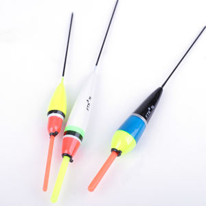 FTK Flotteur de pêche à la <span class=keywords><strong>carpe</strong></span> 18-21.5cm Longueur flottante en bois 1-5g Poids pour flotter efficacement pour la pêche à la <span class=keywords><strong>carpe</strong></span> - Product Image 4