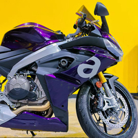 Film de Vinyle Adhésif Premium Brillant Violet Nuit pour Voiture et Moto, Autocollant DIY avec Technologie Air Release pour Changement de Couleur de Véhicule