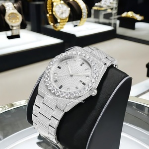 Fabricant <span class=keywords><strong>de</strong></span> montres OEM VVS Moissanite, montres mécaniques <span class=keywords><strong>de</strong></span> luxe en acier inoxydable, style hip-hop, serties <span class=keywords><strong>de</strong></span> pierres, pour hommes - Product Image 4