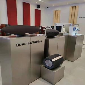 ชั้นวางรองเท้าและกระเป๋าสแตนเลสสำหรับร้านขายเสื้อผ้า: แท่นวางกลางและแท่นวางสำหรับร้านค้าของผู้ซื้อ - Product Image 2