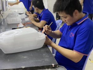 KAIERWO Custom Silicone Prototype Factory Service Parts Mold Molding Urethane Casting Vacuum Cast Prototype Vacuum Cast Service - Product Image 5