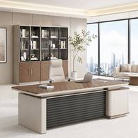 Bureau de direction moderne en forme de L, table de direction en bois de noyer, ensemble de mobilier de bureau de PDG avec bibliothèque assortie