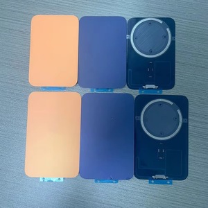 <span class=keywords><strong>Cover</strong></span> Posteriore Magnetica in Vetro per <span class=keywords><strong>iPhone</strong></span> 17 Pro/17 Pro Max con Design a Barre - Product Image 4