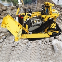 Blocs de construction Bulldozer de machines de construction de King de moule 13015 RC Brique de voiture de chargeur pour le jouet de constructeur d'enfants