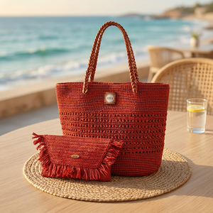 Sac fourre-tout pliable en paille tressée rouge fait main avec deux poignées et doublure en polyester à pompons, sac de plage et de voyage pour femme - Product Image 1