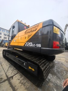 Excavadora Usada de Alta Calidad, Hyundai 220LC-9S de 22 Toneladas, Excavadora Hidráulica de Segunda Mano en Buenas Condiciones - Product Image 3