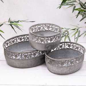 Ensemble de 3 pots de fleurs ovales de qualité standard, en acier galvanisé, design antique, pour jardin, en vente - Product Image 2