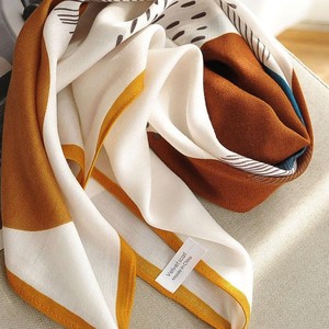 Écharpe en coton style coréen élégante 68x68cm, imprimé sergé, tendances individuelles Printemps 2026 - Product Image 4