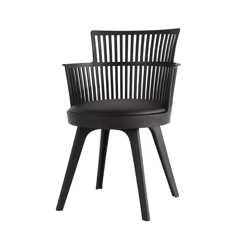 Modern İskandinav ucuz restoran kapalı döşemeli Windsor plastik delik geri kahve PP kol dayama ile yemek sandalyesi