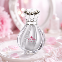 Flacon de parfum en verre transparent vide, rond, en forme de fleur, personnalisable, réutilisable, 50 ml, avec bouchon à sertir et couvercle argenté personnalisé