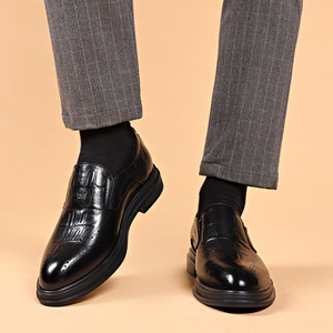 Mocasines de cuero formales de negocios para hombre, zapatos de conducción a la moda con suela blanda negra, para jóvenes de 18 a 40 años - Product Image 3