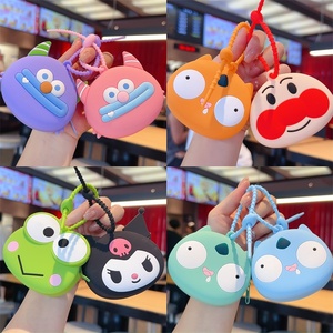กระเป๋าใส่เหรียญการ์ตูน พวงกุญแจน่ารัก กระเป๋าซิลิโคนขนาดเล็ก กระเป๋าสตางค์เด็ก ของเล่นตุ๊กตา ของขวัญ - Product Image 3