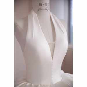 Abito da <span class=keywords><strong>sposa</strong></span> di alta gamma in raso con corpetto avvolgente, strascico a cappella, fiori, <span class=keywords><strong>taglie</strong></span> forti e per la madre <span class=keywords><strong>della</strong></span> <span class=keywords><strong>sposa</strong></span> - Product Image 5