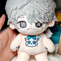 Identity V Embaumeur Aesop Carl Coton Poupée 20cm Peluche Jouet Mignon Marchandise Cadeau Surprise