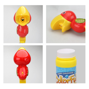 Machine à bulles automatique à piles pour fête Forme de perroquet Machine à bulles électrique pour enfants avec solution à bulles - Product Image 3