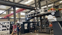Routeur CNC 4 axes haute rigidité en fibre de verre GRP pour bateaux et yachts de grande taille Rongchi avec moteur Yaskawa et contrôle Richauto Single Syntec