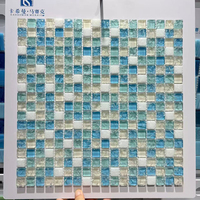Mosaïque de verre mélangée pour murs de cuisine et salle de bain, carreaux de mosaïque de verre brillants verts multicolores pour piscine