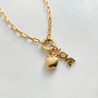 Pulsera de Cadena de Acero Inoxidable Chapada en Oro de 14K con Colgante de Letra LOVE de Apple para Mujer, Joyería Emanco